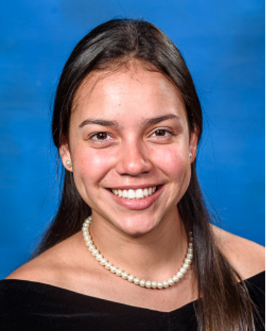 Female senior student from Osbourn Park High School