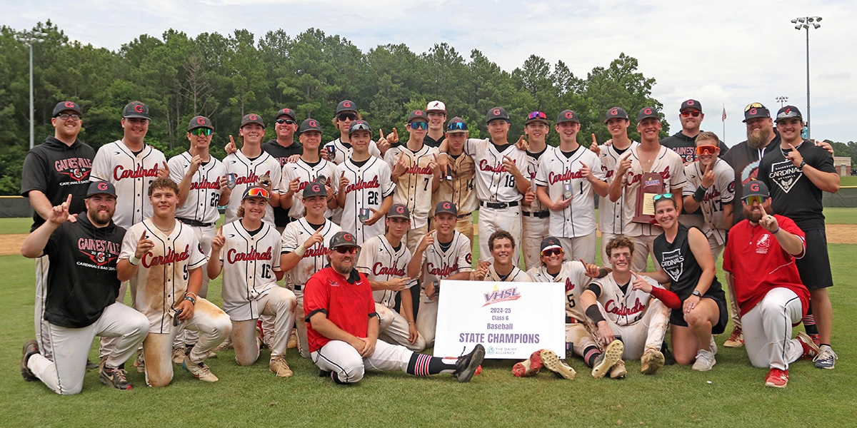 Photo of team with trophy