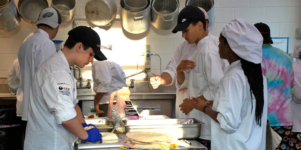 Culinary students at Patriot High School