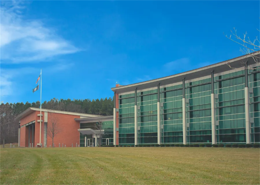 Kelly Leadership Center exterior